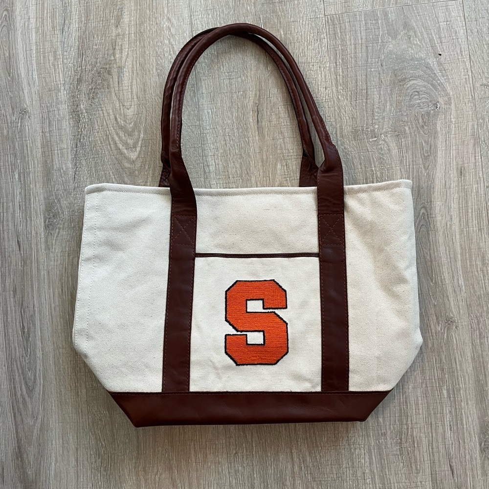 Syracuse University Smathers and Branson hand stitched Needlepoint tote bag